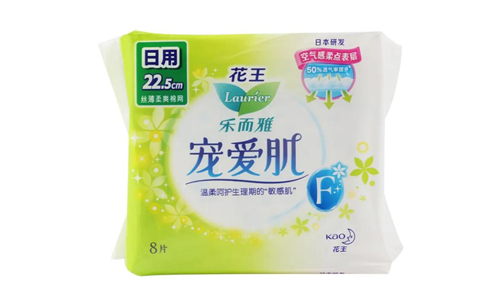乐而雅卫生巾